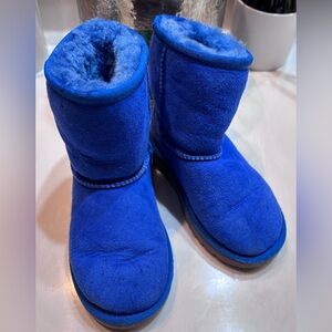 UGG little girl (toddler) boots sz 10